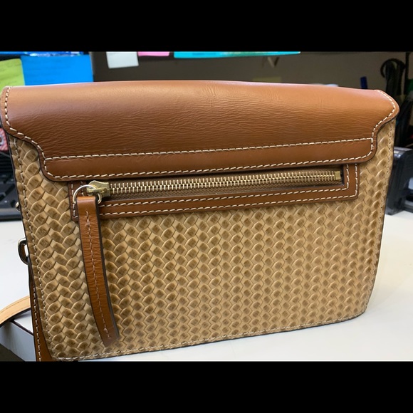 Dooney & Bourke Purse (TRADES ACCEPTED) - Picture 2 of 5